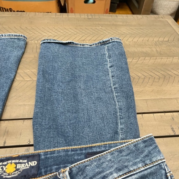 Lucky brand-jean size 10 Waist 31 inseam - Picture 2 of 14